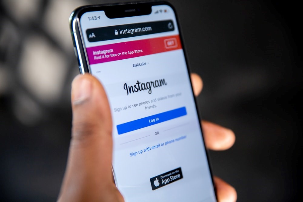 Write Instagram Handle On Business Card